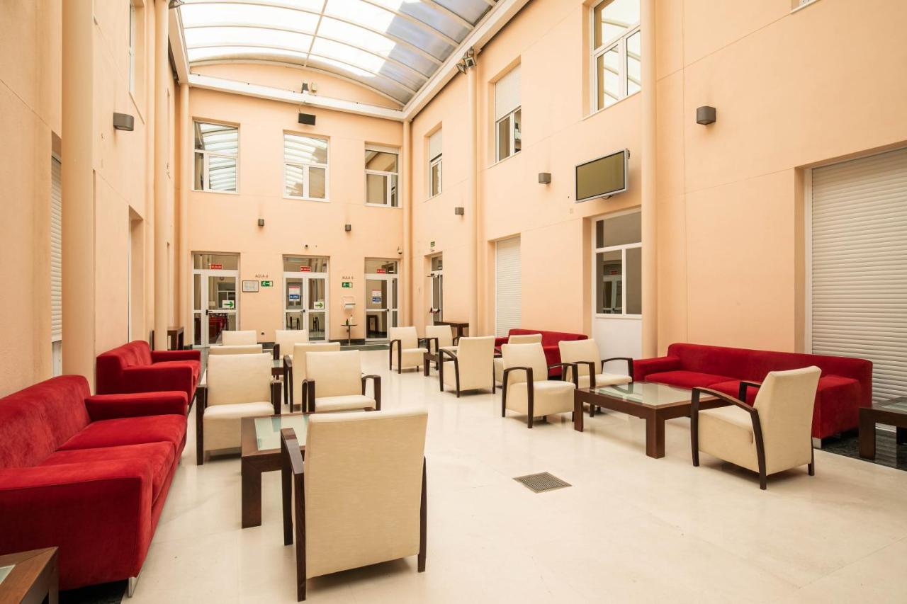 Micampus Aranjuez Student Residence Kültér fotó